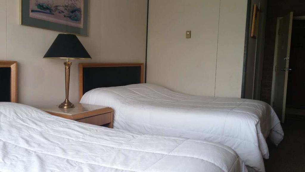 Kc'S Country Inn Vars Екстериор снимка